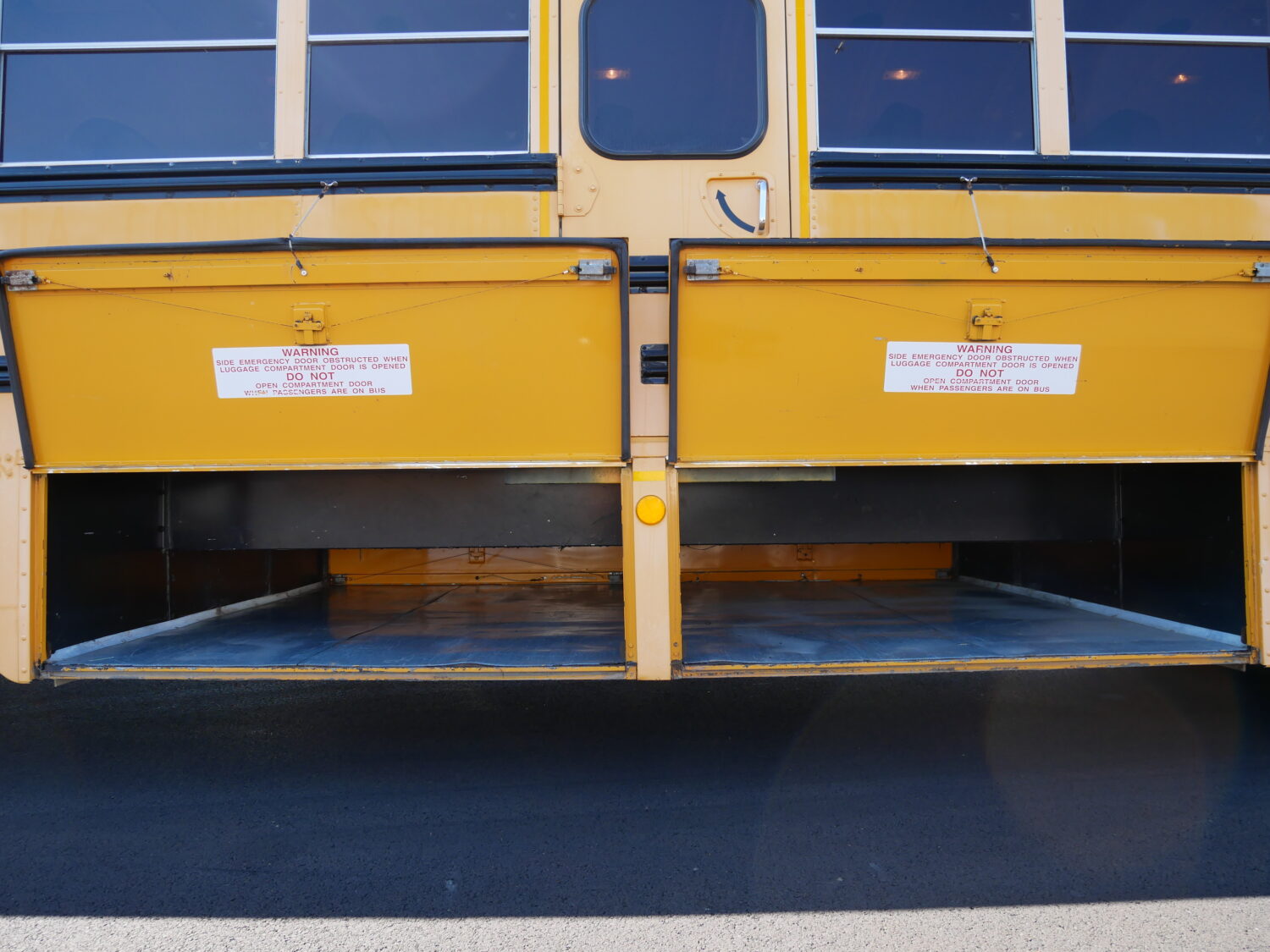 2006 Blue Bird All American 78 Passenger School Bus - B32220 - Image 10