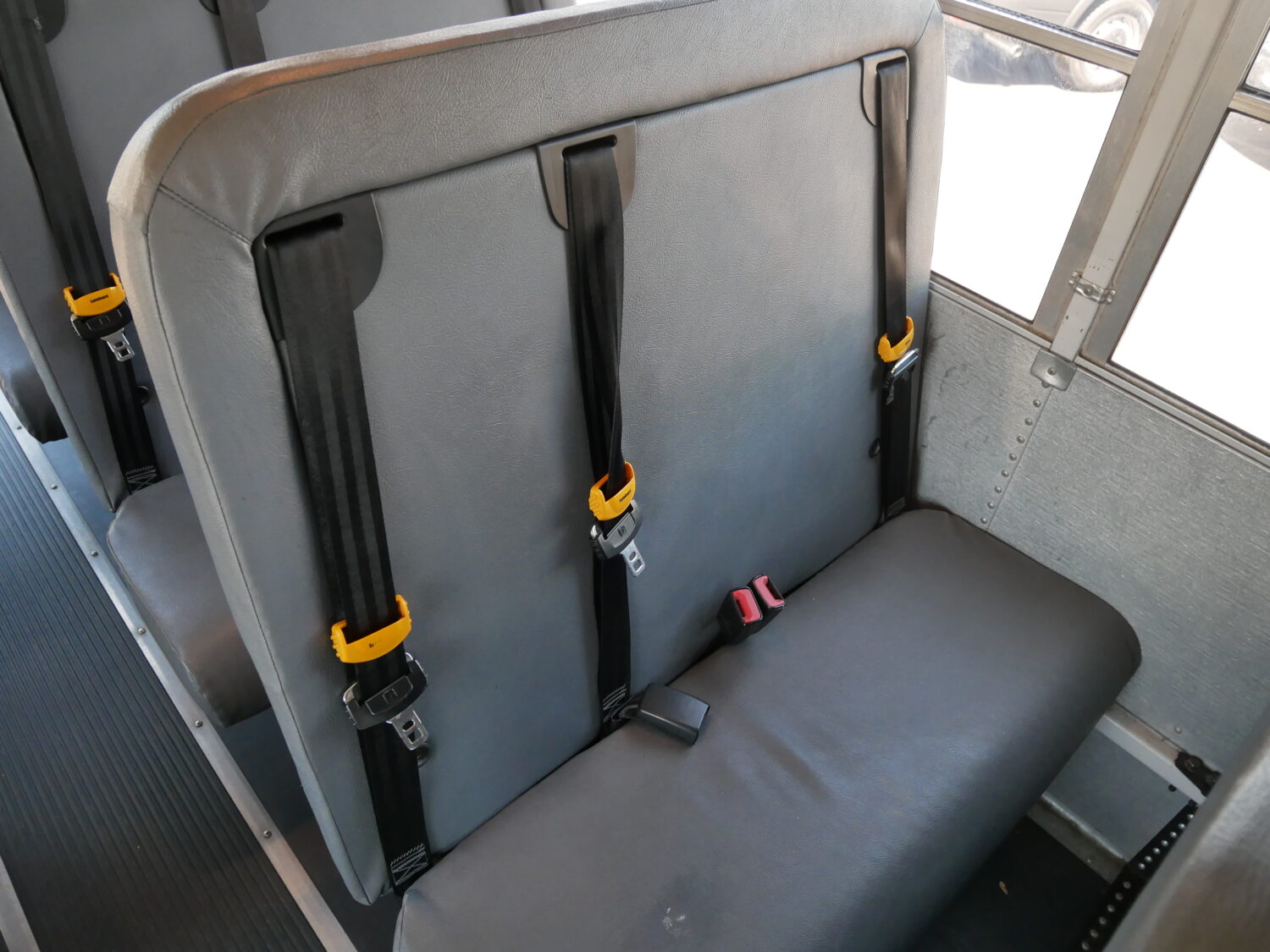 2012 Chevrolet Thomas 24 Passenger School Bus - B48467 - Image 9