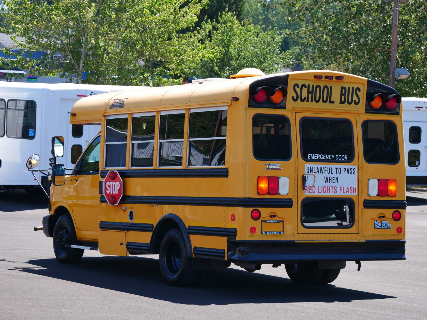 2012 Chevrolet Thomas 24 Passenger School Bus - B48467 - Image 4